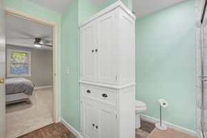  Photo 44