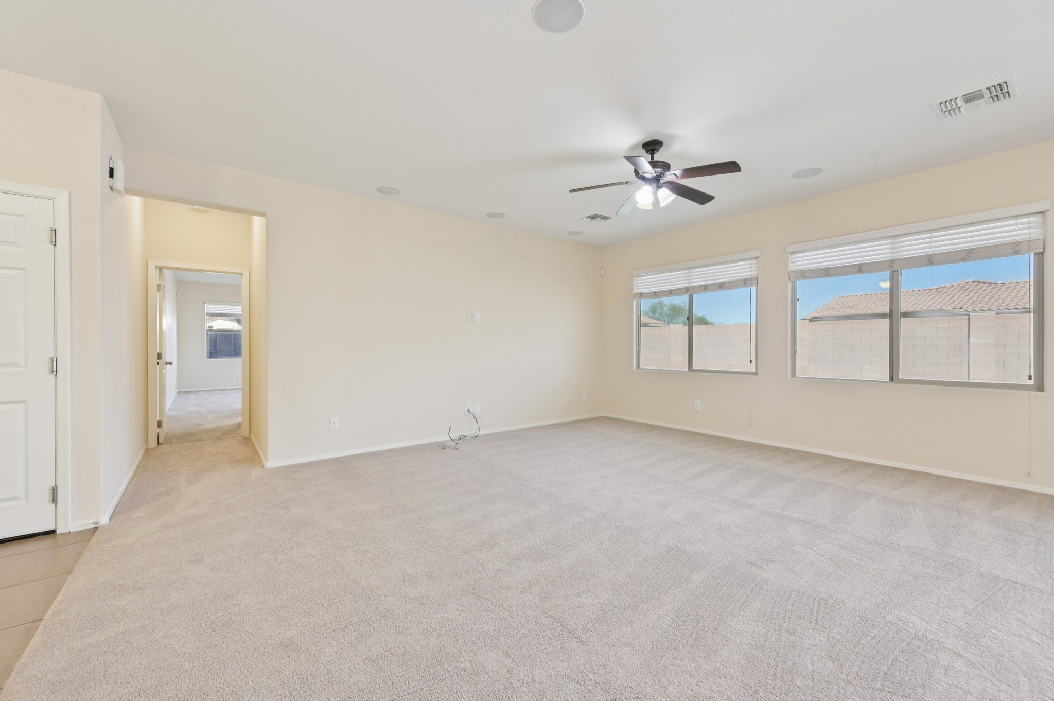 S 58th Ln-S3009-009.jpg