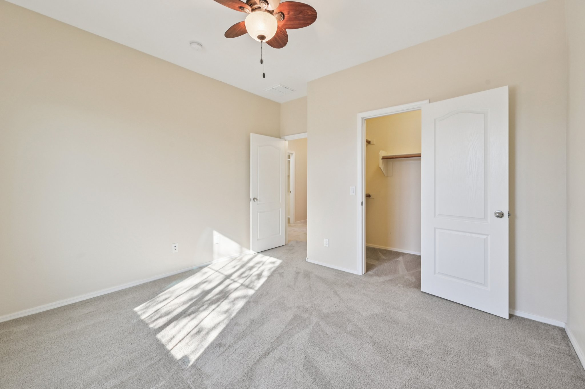 S 58th Ln-S3009-039.jpg