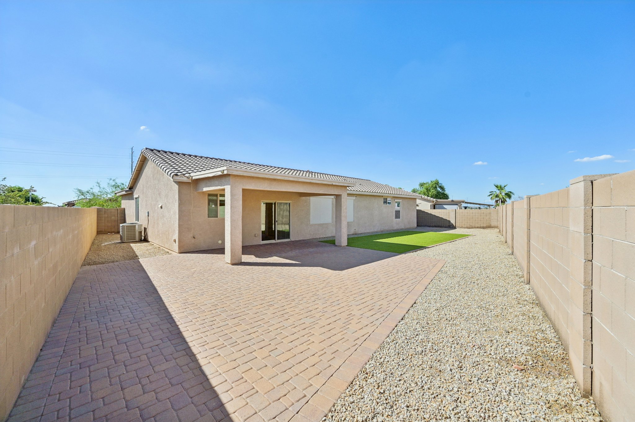 S 58th Ln-S3009-045.jpg