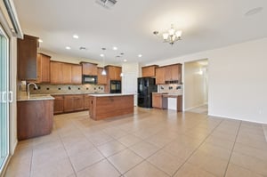 S 58th Ln-S3009-015.jpg