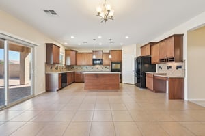 S 58th Ln-S3009-016.jpg