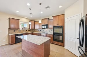 S 58th Ln-S3009-018.jpg
