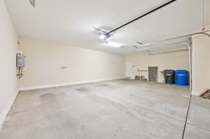 S 58th Ln-S3009-043.jpg