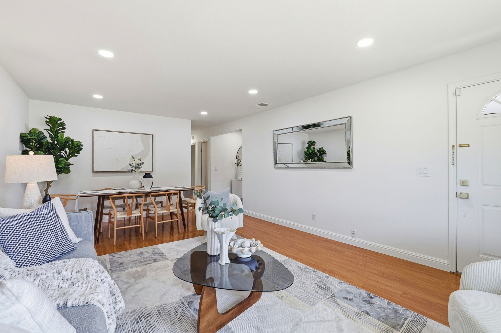 008_F8_5614 Drysdale Dr
