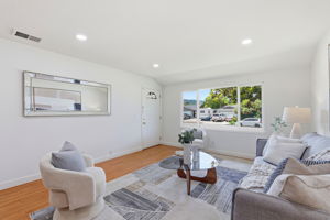 006_F8_5614 Drysdale Dr