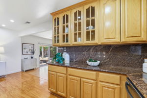 017_F8_5614 Drysdale Dr