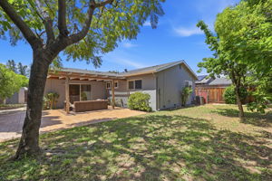 035_F8_5614 Drysdale Dr