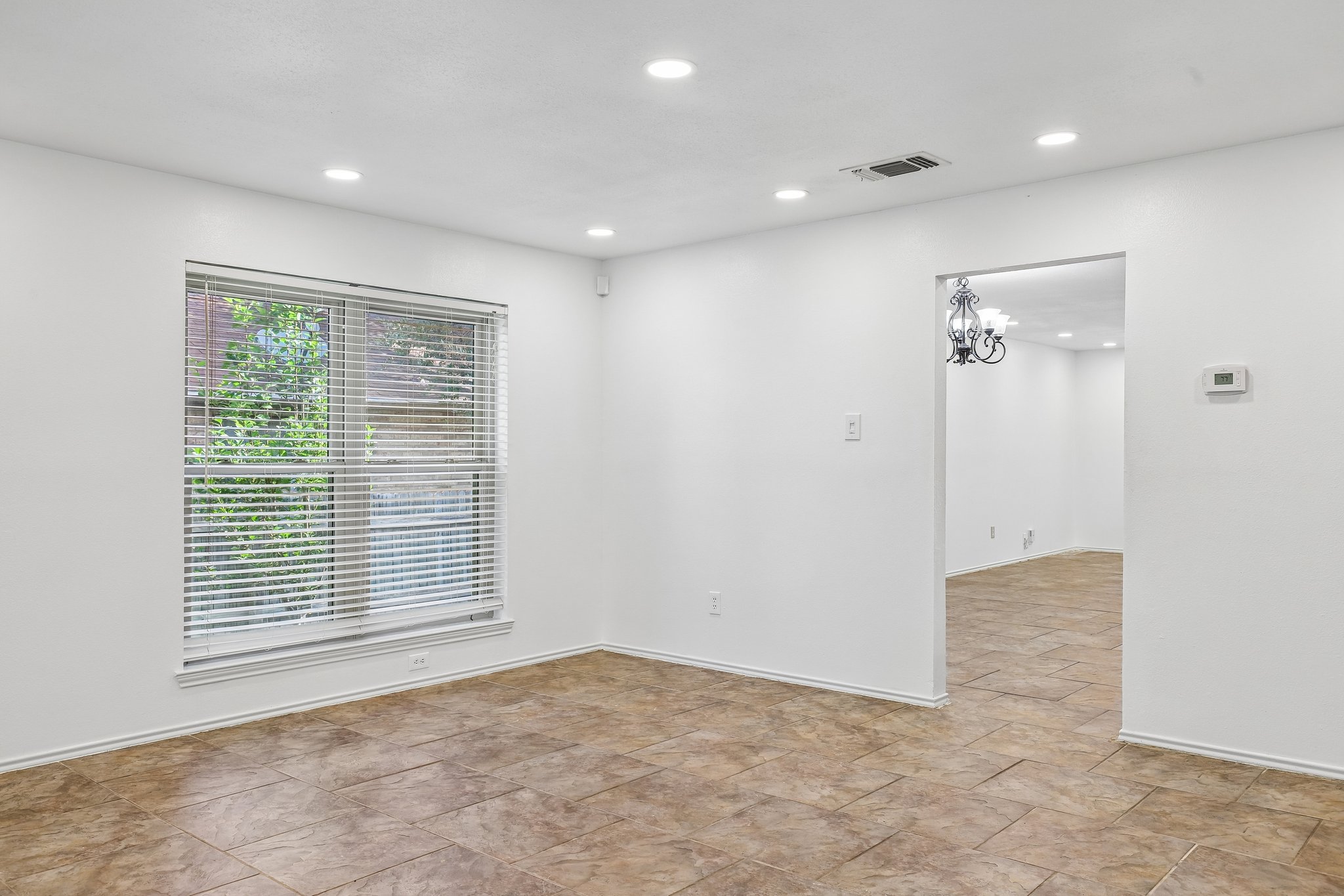 Timber Trace St-S2208-011.jpg