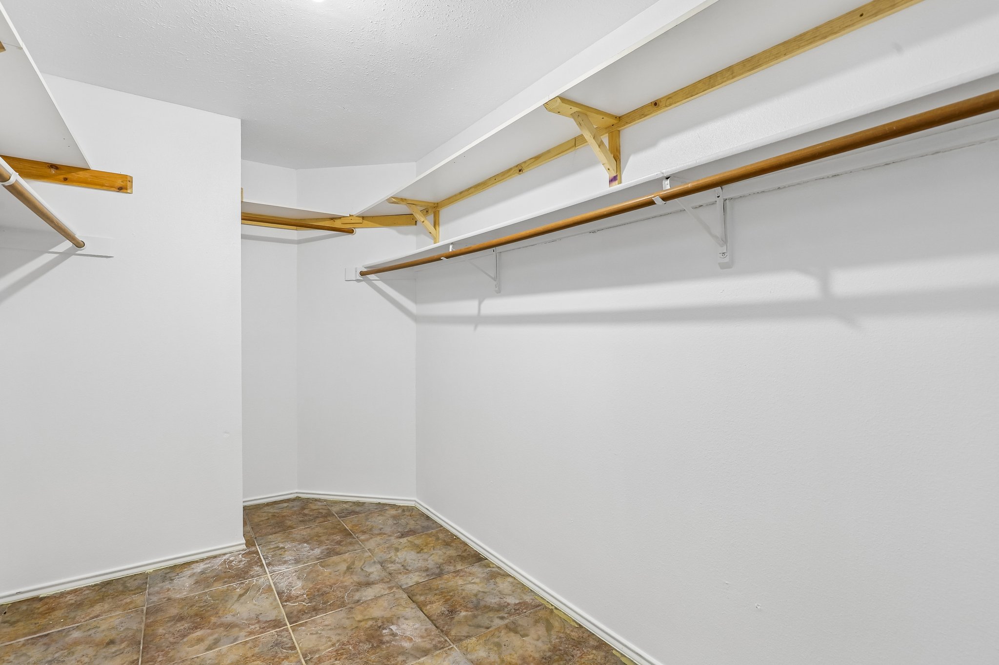 Timber Trace St-S2208-026.jpg