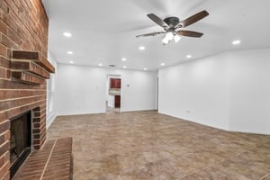 Timber Trace St-S2208-007.jpg