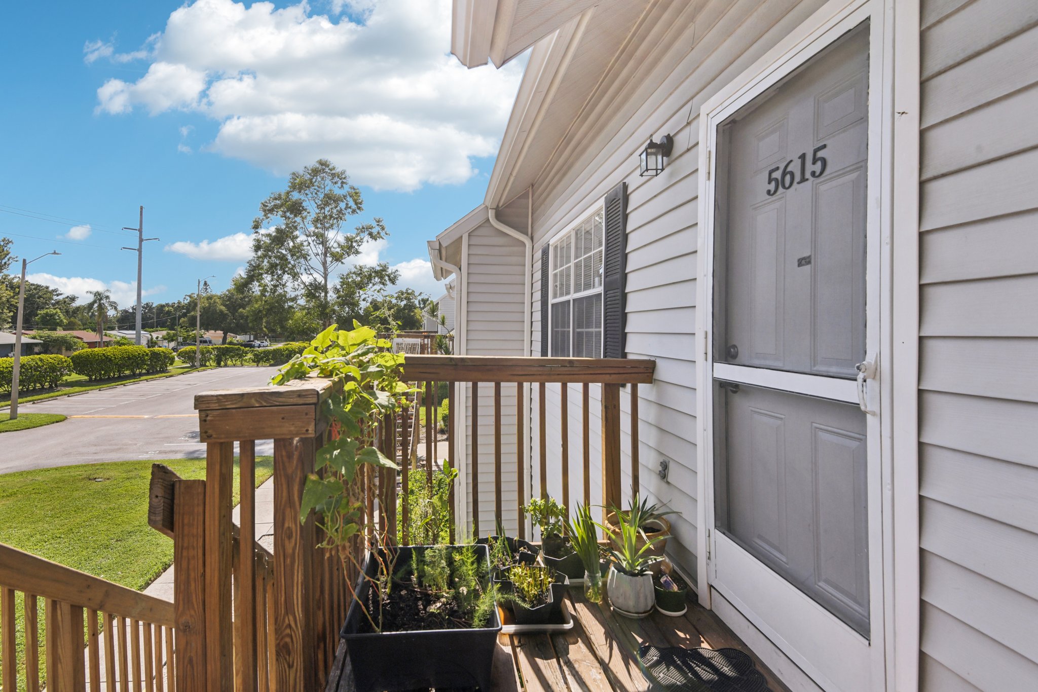 67th Ave N unit 5615-S1908-005.jpg