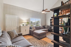 67th Ave N unit 5615-S1908-009.jpg
