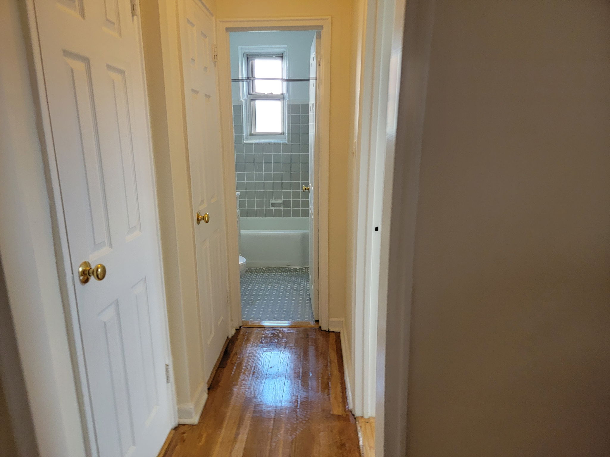 5615 Netherland Ave, Bronx, NY 10471, USA Photo 12
