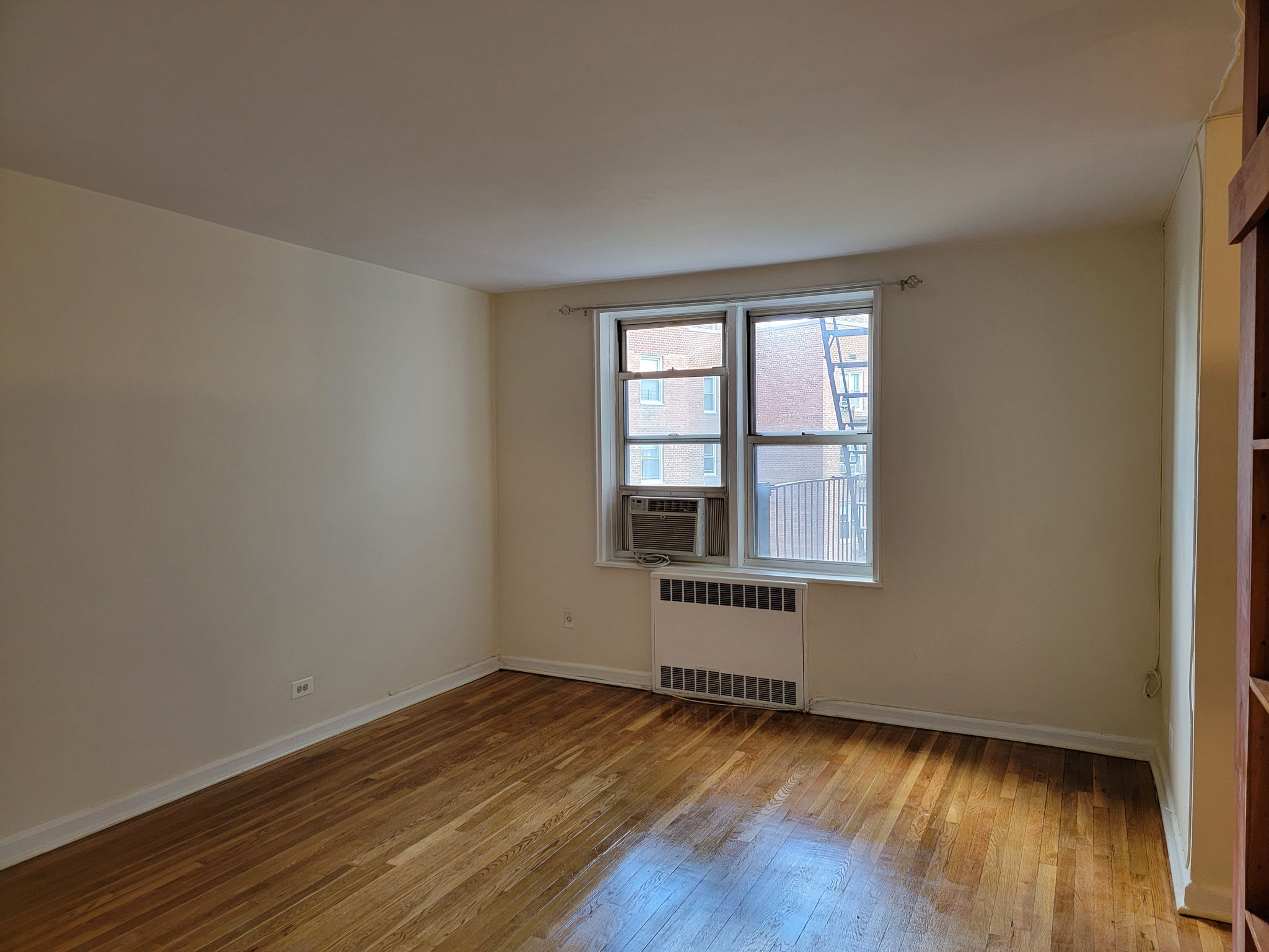 5615 Netherland Ave, Bronx, NY 10471, USA Photo 9