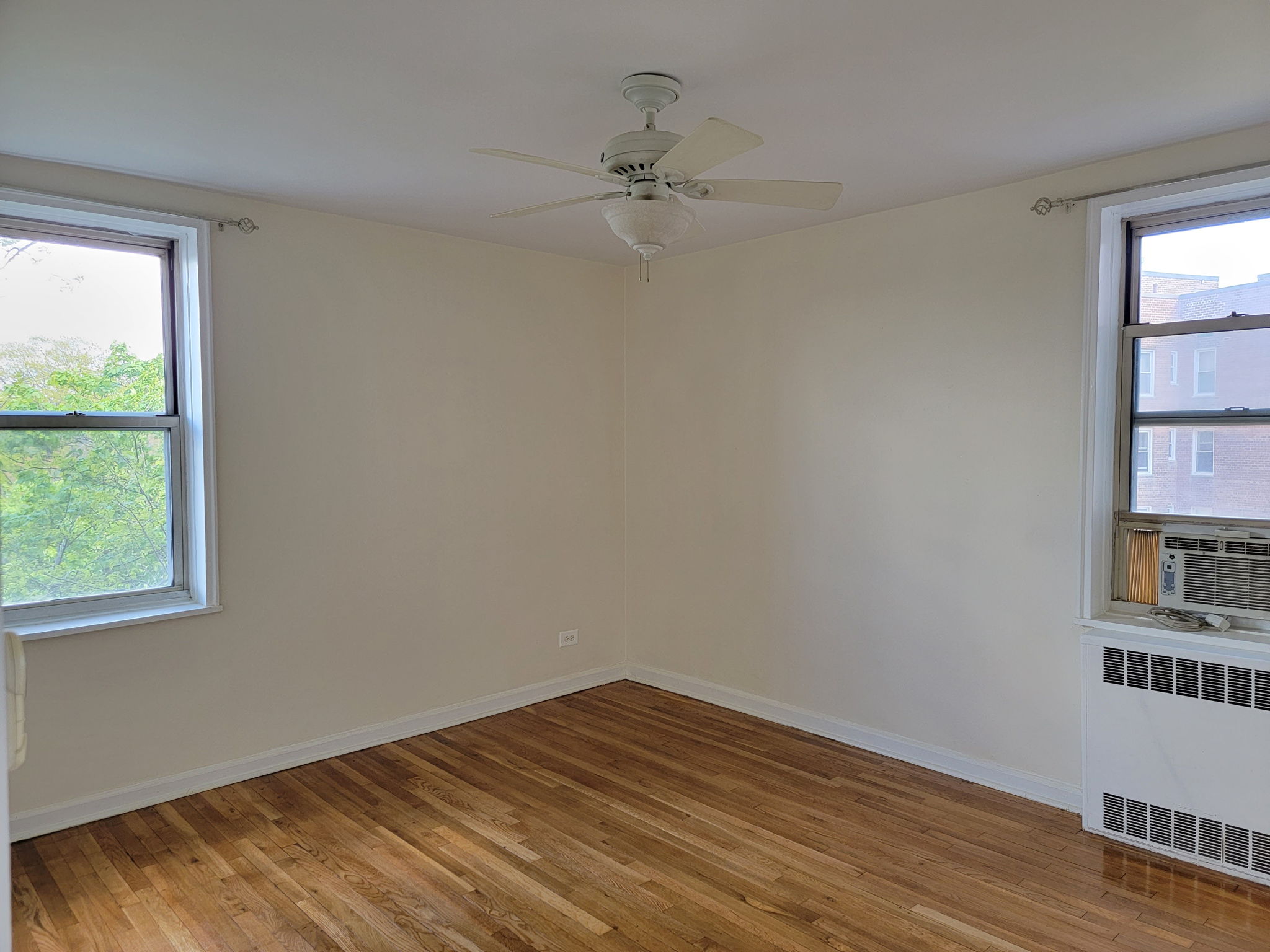 5615 Netherland Ave, Bronx, NY 10471, USA Photo 16