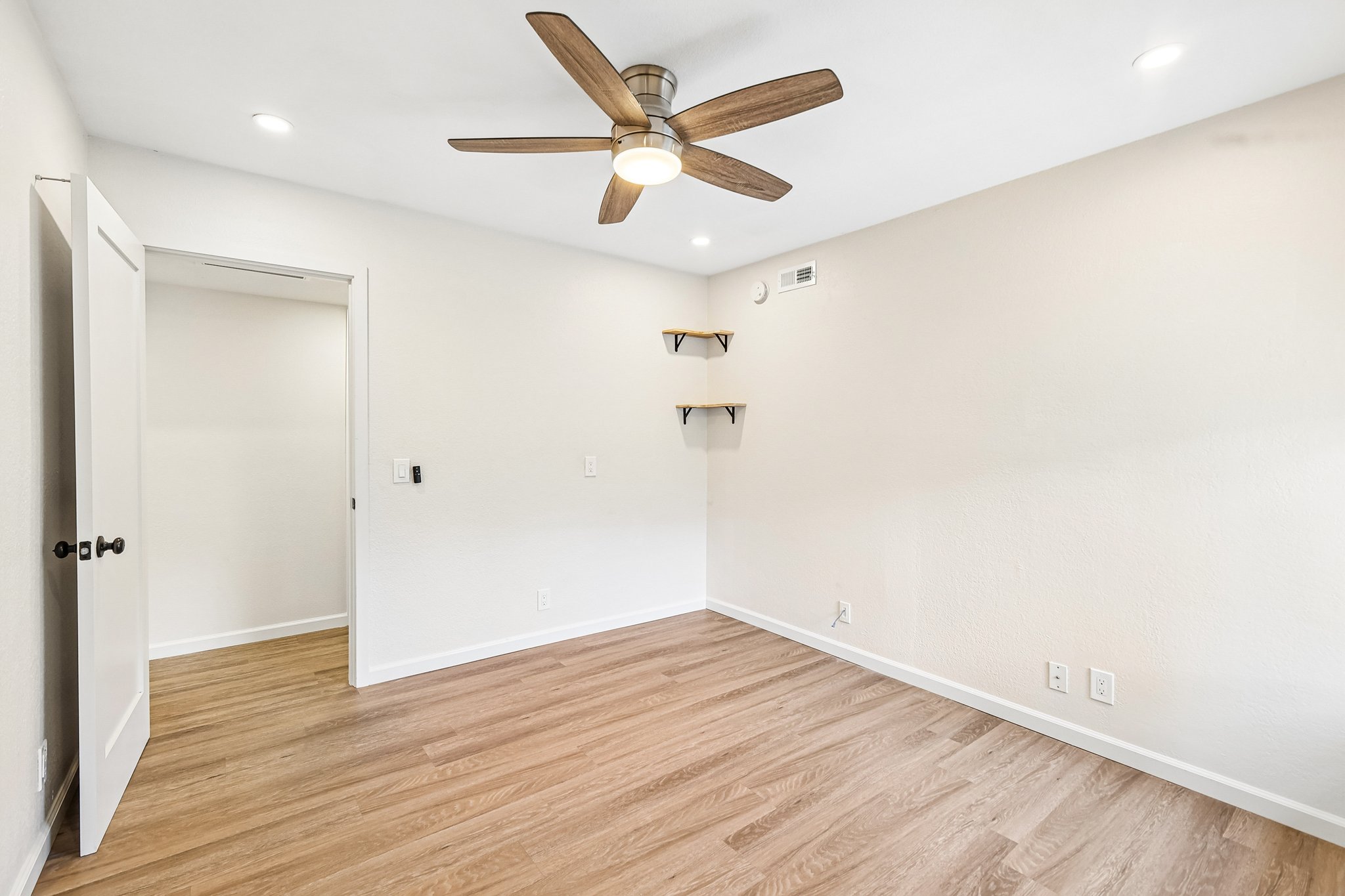 Adobe Falls Rd unit d-S2309-024.jpg