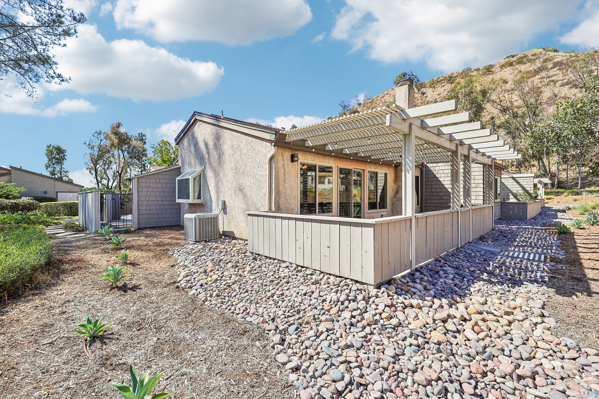 Adobe Falls Rd unit d-S2309-047.jpg