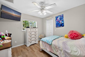 Guest Bedroom 1 - 2 of 2