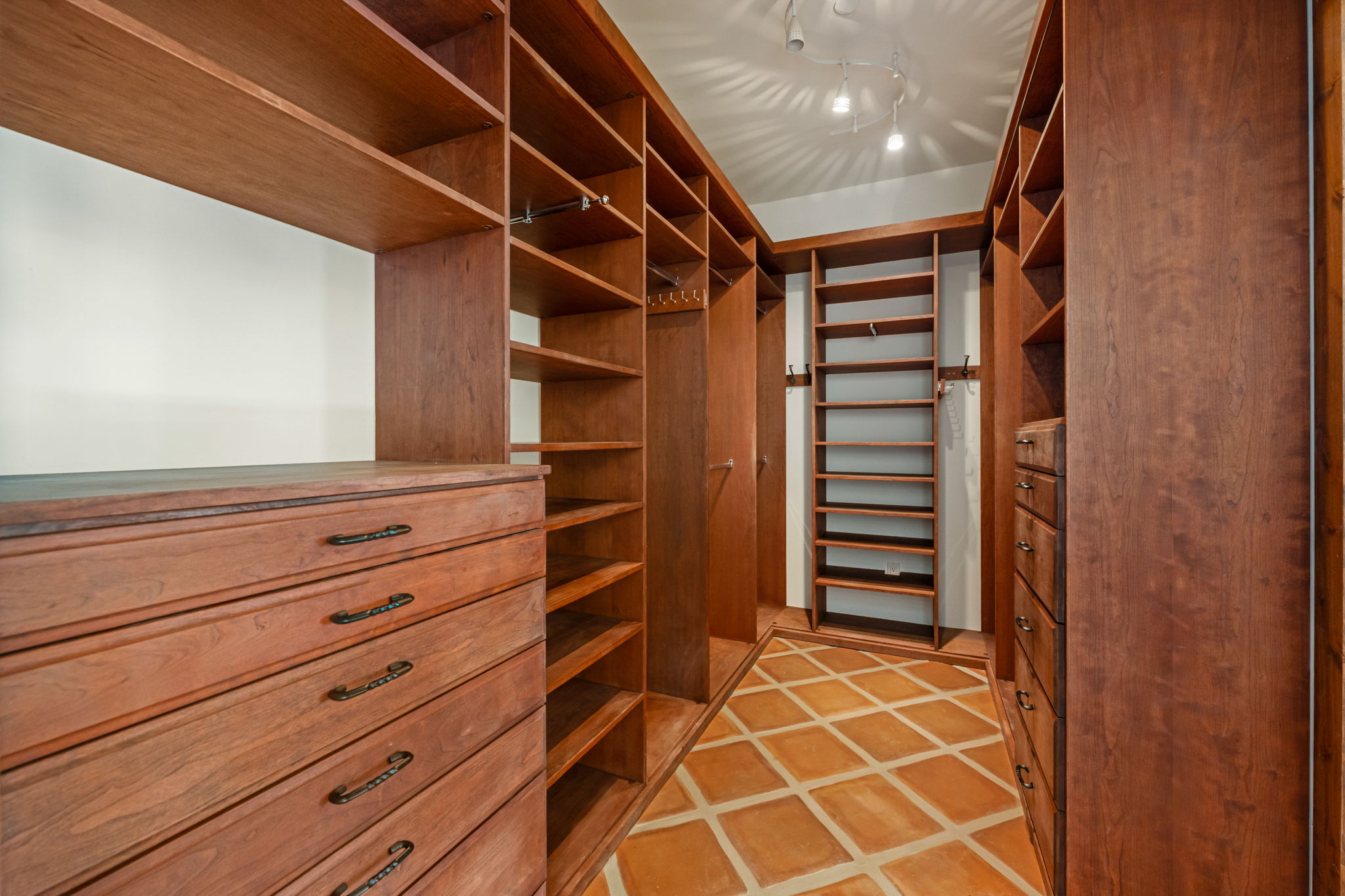 Primary Bedroom Closet