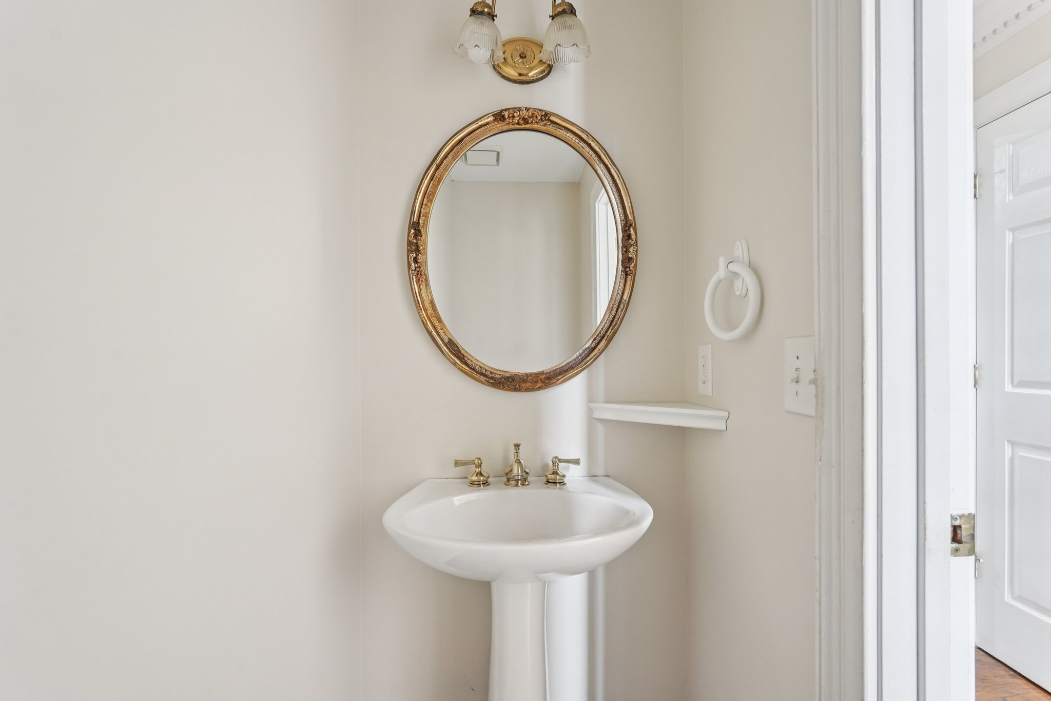 Brookstone Dr-S2412-029.jpg