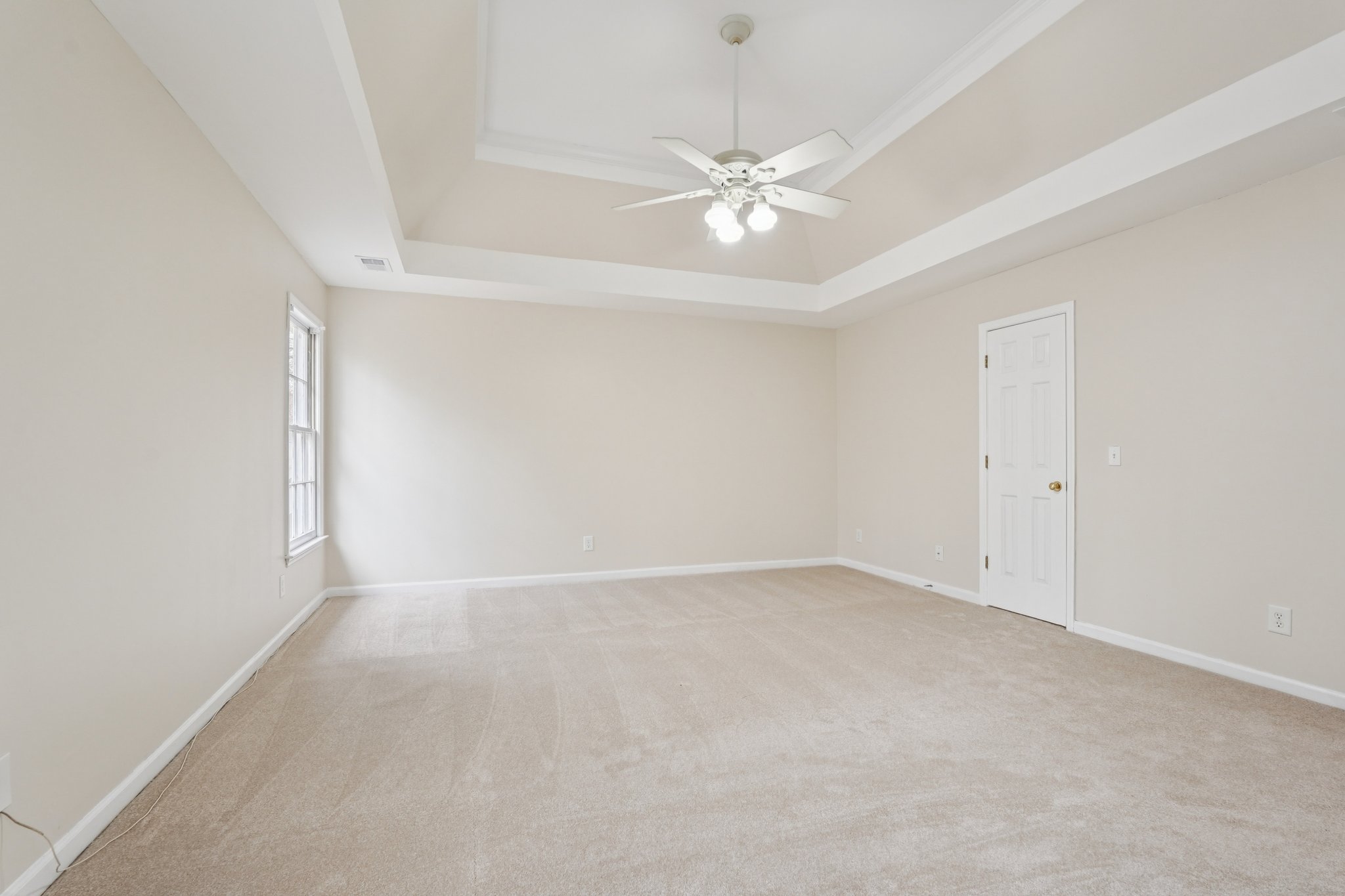 Brookstone Dr-S2412-040.jpg