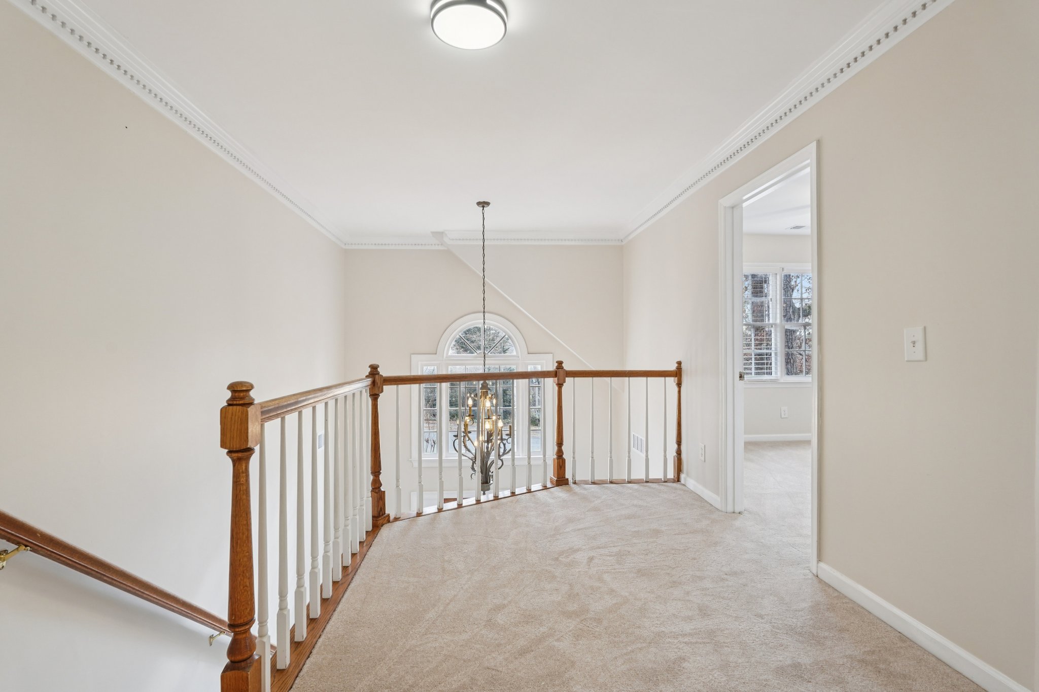 Brookstone Dr-S2412-052.jpg