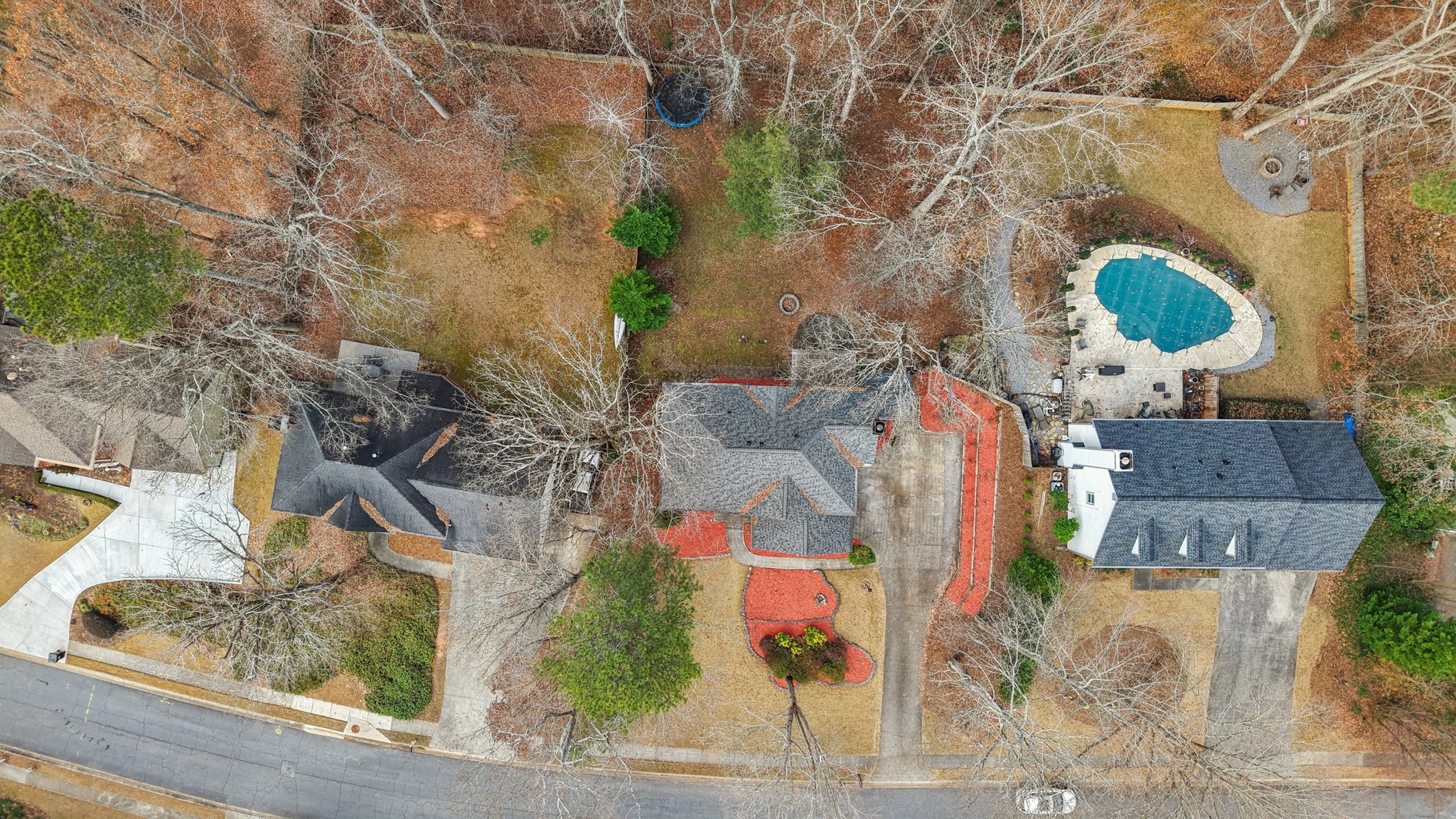 Brookstone Dr-S2412-086.jpg