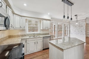 Brookstone Dr-S2412-020.jpg