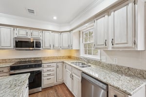 Brookstone Dr-S2412-026.jpg