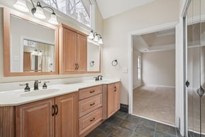 Brookstone Dr-S2412-045.jpg