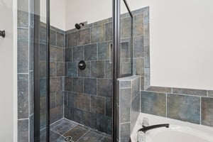 Brookstone Dr-S2412-048.jpg