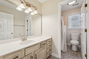 Brookstone Dr-S2412-049.jpg