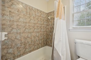 Brookstone Dr-S2412-051.jpg