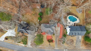 Brookstone Dr-S2412-086.jpg