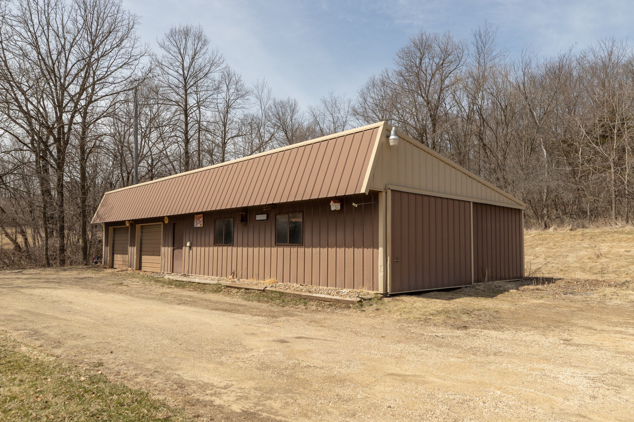 08-Shed