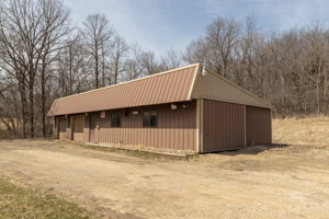 08-Shed