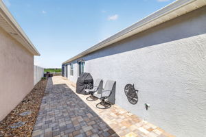 Side Paver Patio