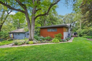 Crestwood Pl-2006-054.jpg