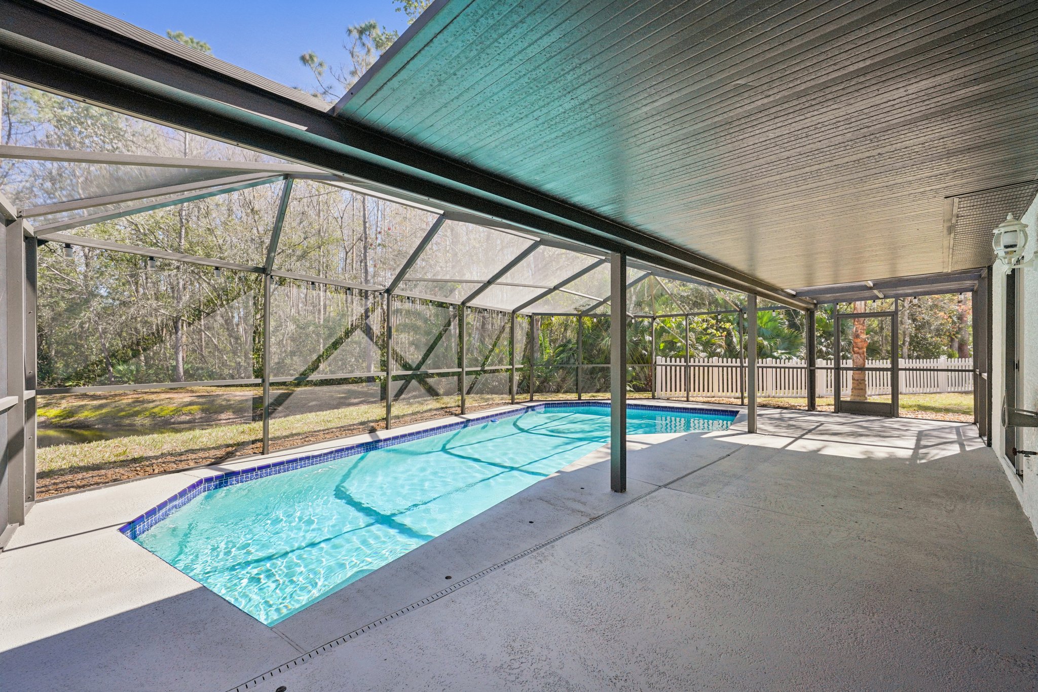 Essex Ct-S2402-068.jpg