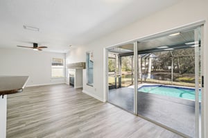 Essex Ct-S2402-031.jpg