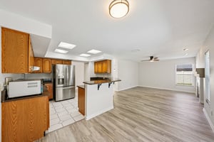 Essex Ct-S2402-032.jpg