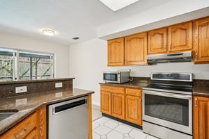 Essex Ct-S2402-037.jpg