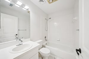 Essex Ct-S2402-041.jpg