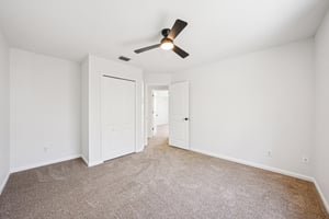 Essex Ct-S2402-047.jpg