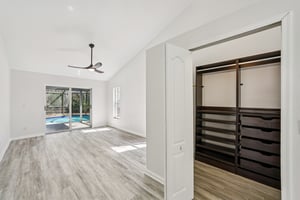 Essex Ct-S2402-063.jpg