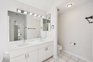 Essex Ct-S2402-065.jpg