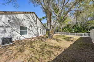 Essex Ct-S2402-073.jpg