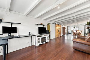 011_F8_5621 27th Ave