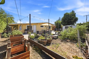 044_F8_5621 27th Ave